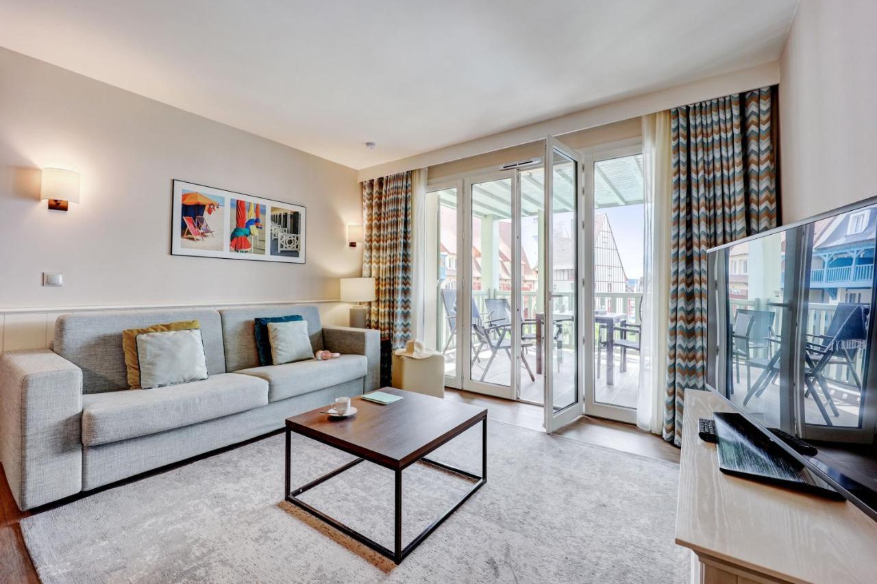 Residence Pierre & Vacances Premium Presqu'Ile De La Touques Deauville Ngoại thất bức ảnh Living room